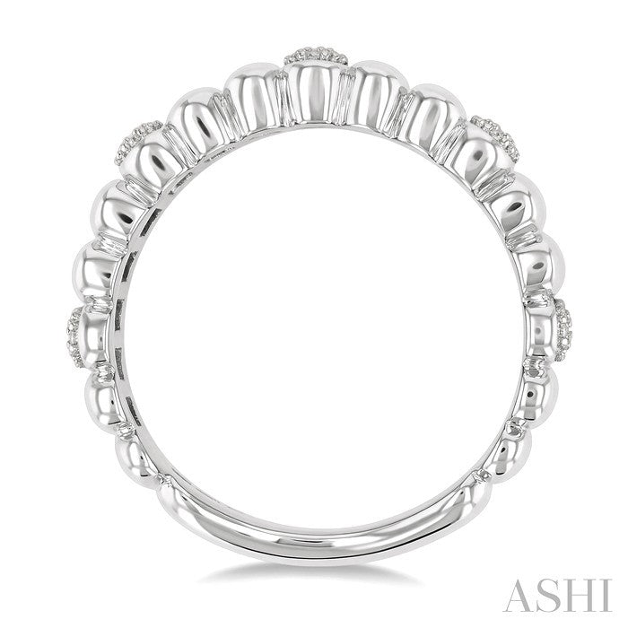 1/10 Ctw Wide Ribbed Plain Polished and Round Cut Diamond Pirouette Bold Fashion Band in Sterling Silver