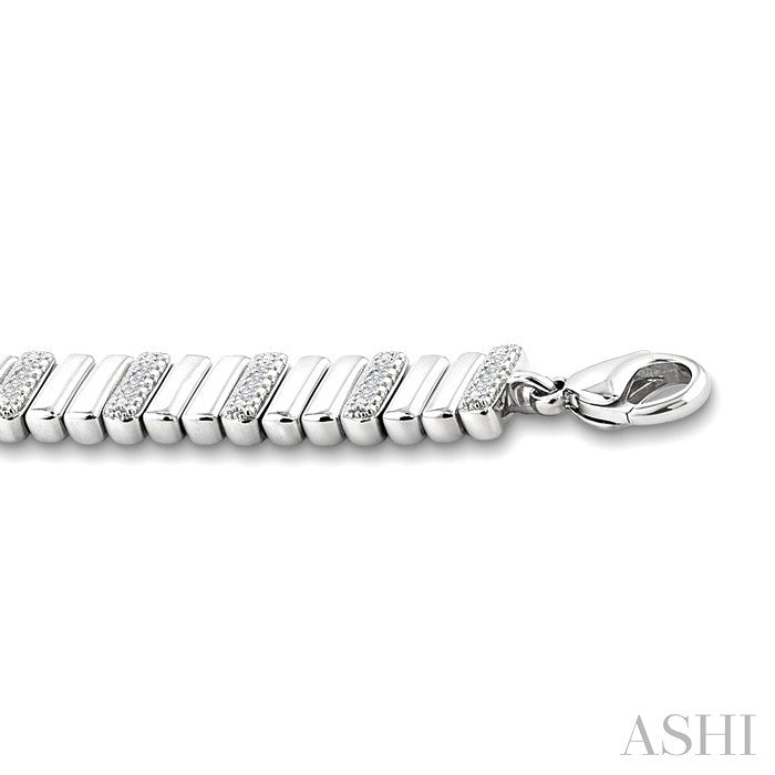 1/6 Ctw Wide Ribbed Plain Polished and Round Cut Diamond Pirouette Bold Bracelet in Sterling Silver