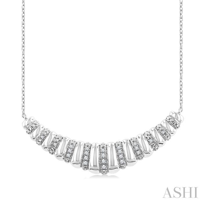 1/10 Ctw Ribbed Dome Shape Round Cut Diamond Bold Fashion Pendant With Chain in Sterling Silver