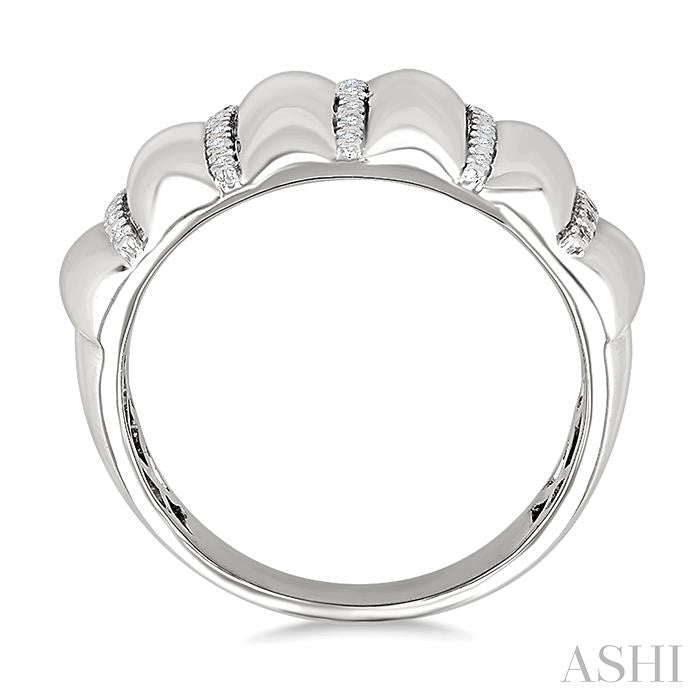 1/10 Ctw Ribbed Dome Shape Round Cut Diamond Pirouette Bold Wide Fashion Band in Sterling Silver