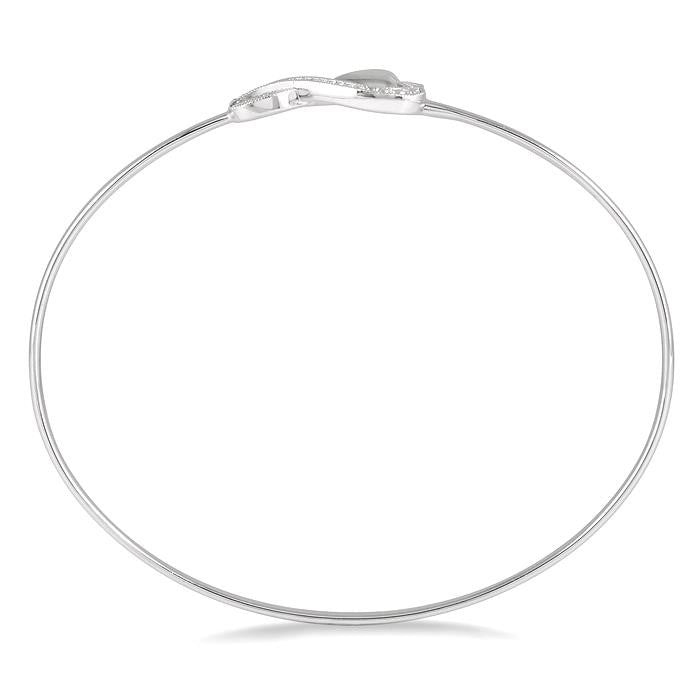 1/20 Ctw Twisted Heart Charm Round Cut Diamond Flexi Bangle in Sterling Silver