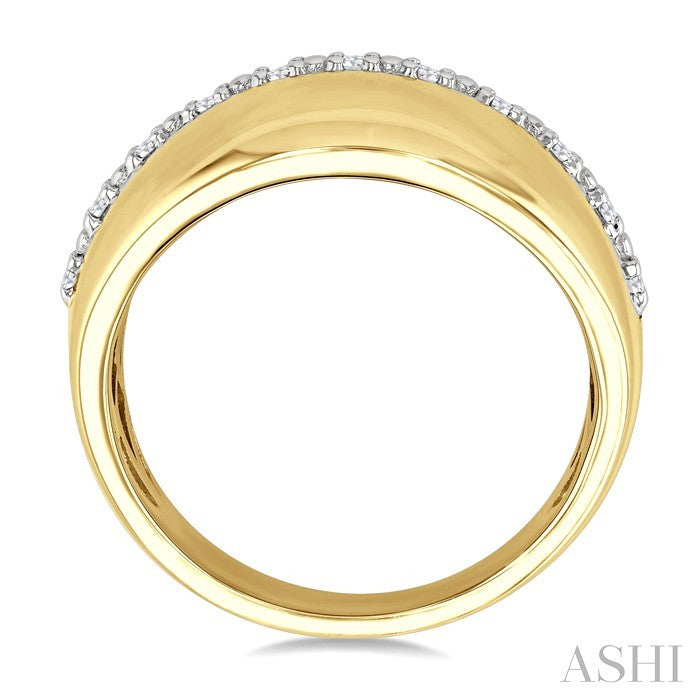 1/10 Ctw Bold Round Cut Diamond Panel Fashion Ring in Yellow Gold Vermeil
