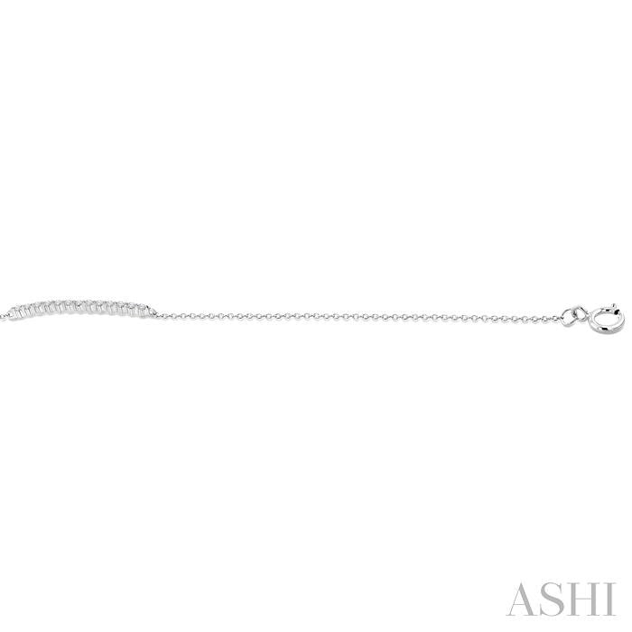 1/10 Ctw Round Cut Diamond Fashion Bracelet in Sterling Silver