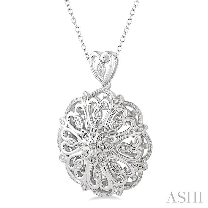 1/20 Ctw Snowflake Round Cut Diamond Fashion Pendant with Chain in Sterling Silver