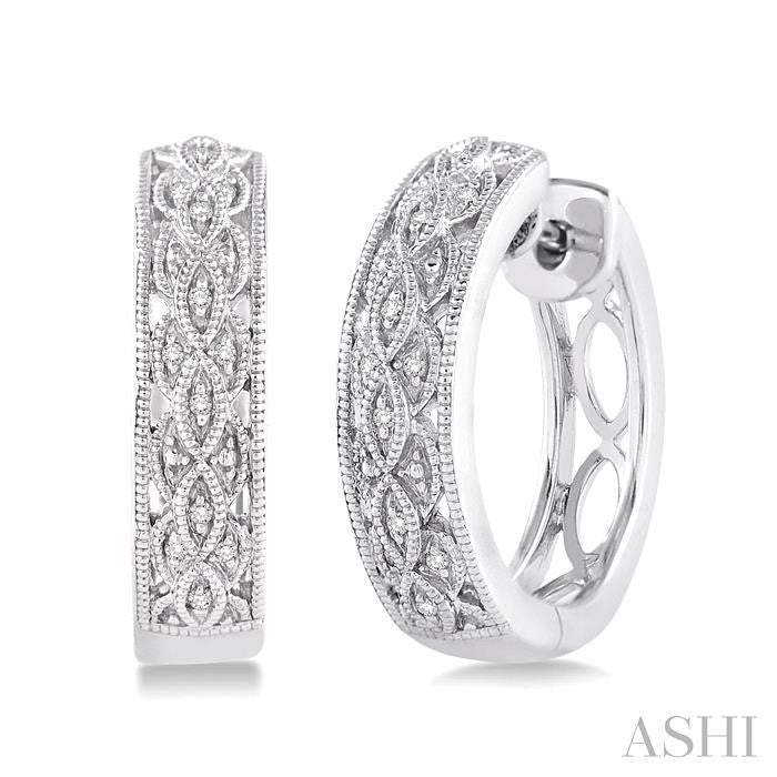 1/10 Ctw Round Cut Diamond Vintage Earrings in Sterling Silver