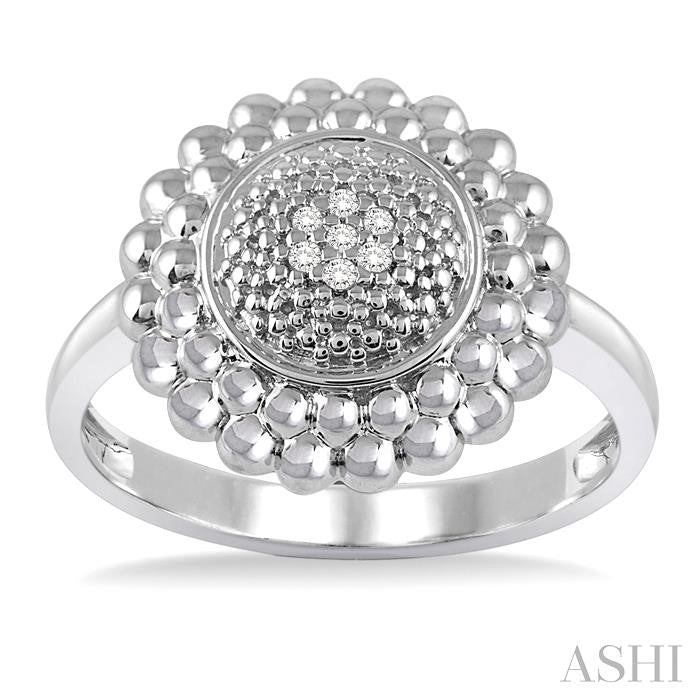 1/50 Ctw Round Cut Diamond Ring in Sterling Silver
