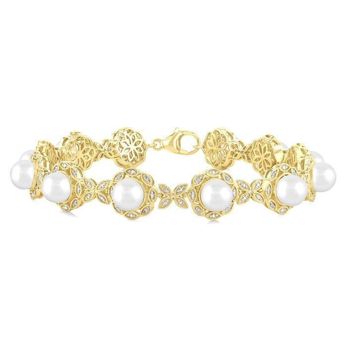 6 MM Cultured Pearl and 1/6 Ctw Round Cut Diamond Bracelet in Yellow Gold Vermeil