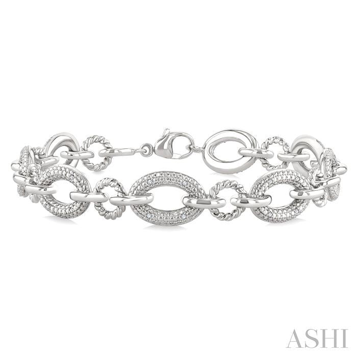 1/10 Ctw Round Cut Diamond Bold Oval Shape Rope Link Bracelet in Sterling Silver