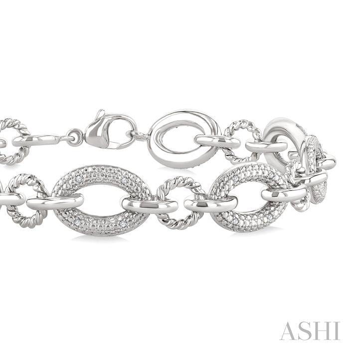 1/10 Ctw Round Cut Diamond Bold Oval Shape Rope Link Bracelet in Sterling Silver