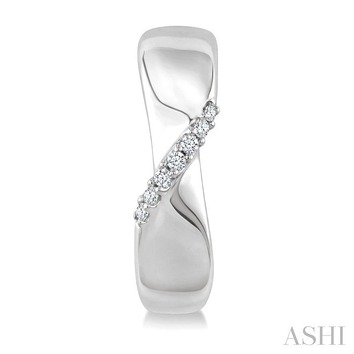 1/6 Ctw Round Cut Diamond Hoop Earrings in Sterling Silver