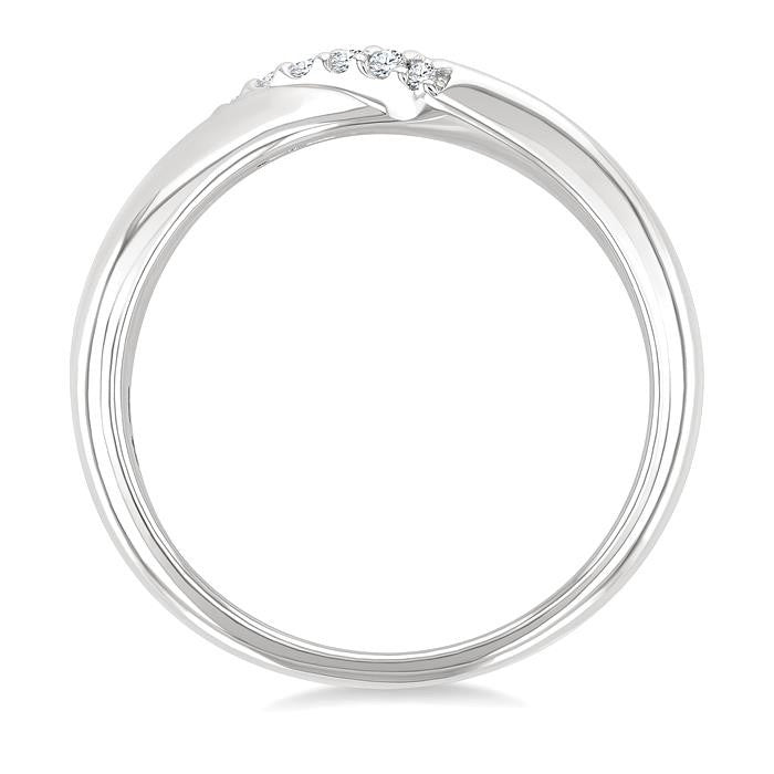 1/20 Ctw Round Cut Diamond Fashion Ring in Sterling Silver