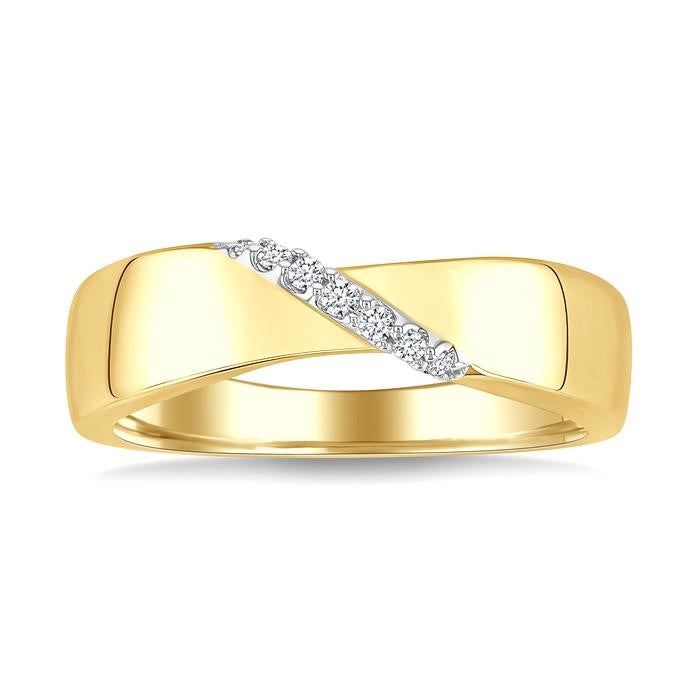 1/20 Ctw Round Cut Diamond Fashion Ring in Yellow Gold Vermeil