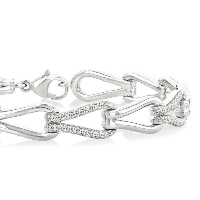 1/6 Ctw Round Cut Diamond Bold Knot Link Fashion Bracelet in Sterling Silver