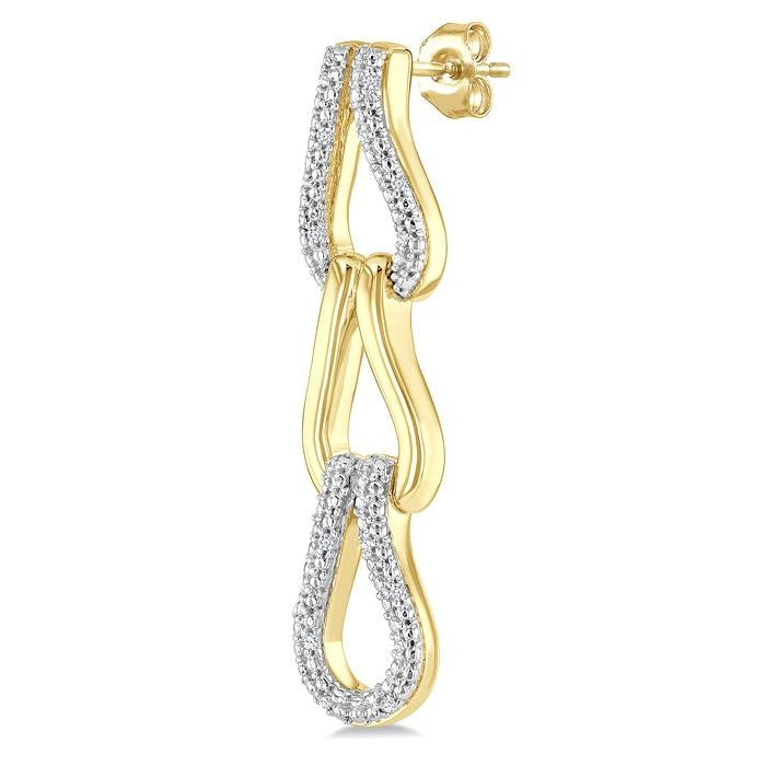 1/10 Ctw Round Cut Diamond Bold Knot Link Fashion Earrings in Yellow Gold Vermeil