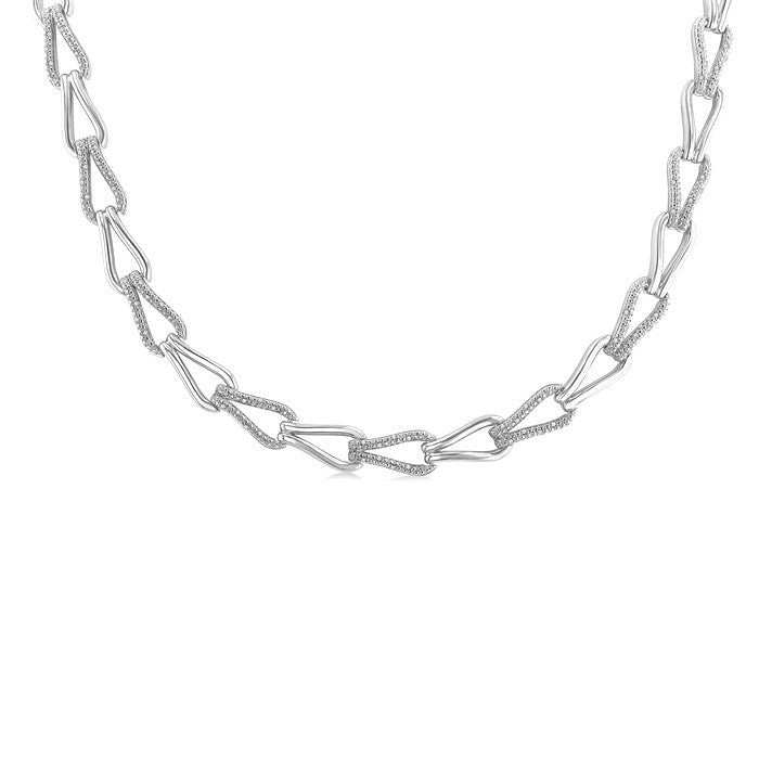 1/4 Ctw Round Cut Diamond Bold Knot Link Fashion Necklace in Sterling Silver