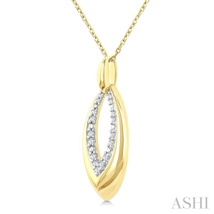 1/10 Ctw Marquise Shape Inner Link Round Cut Diamond Pendant With Chain in Yellow Gold Vermeil