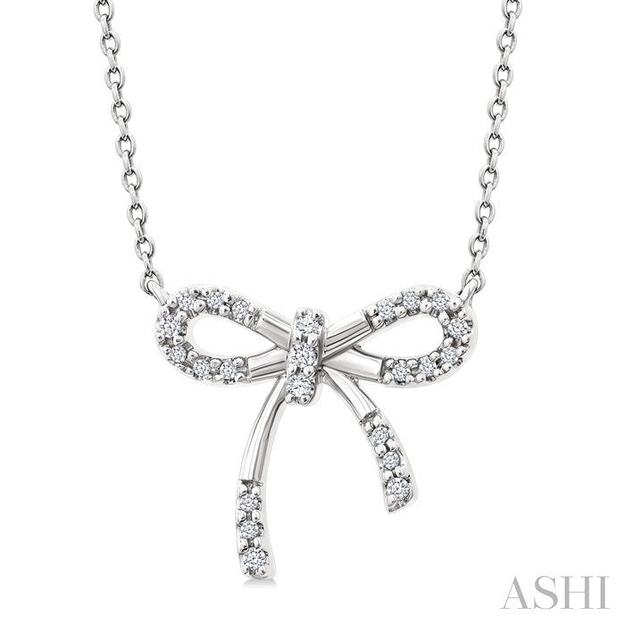 1/10 Ctw Bow Round Cut Diamond Fashion Pendant With Chain in Sterling Silver