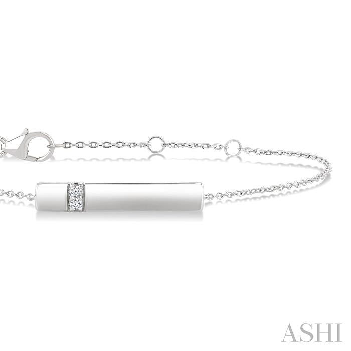 1/20 Ctw Horizontal Bar Round Cut Diamond Fashion Bracelet in Sterling Silver
