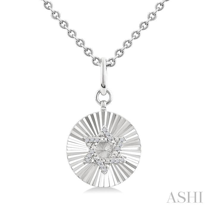 1/10 Ctw Round Fluted Medallion Round Cut Diamond Pirouette Star of David Pendant With Chain in Sterling Silver