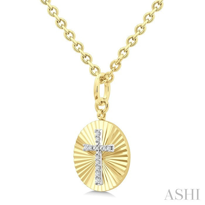 1/10 Ctw Latin Cross Round Cut Diamond Pirouette Fluted Circle Medallion Pendant With Chain in Yellow Gold Vermeil