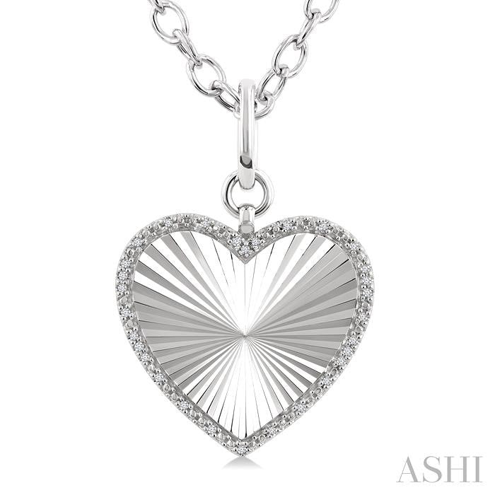 1/10 Ctw Heart Fluted Medallion Round Cut Diamond Pirouette Pendant With Chain in Sterling Silver