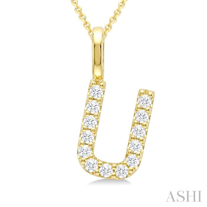 1/4 Ctw Initial 'U' Round Cut Diamond Pendant With Chain in 14K Yellow Gold