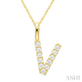 1/4 Ctw Initial 'V' Round Cut Diamond Pendant With Chain in 14K Yellow Gold