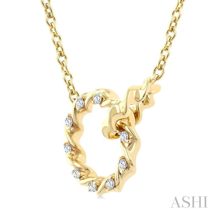 1/10 Ctw Round Cut Diamond Interlocked Circle Fashion Petite Pendant With Chain in 10K Yellow Gold