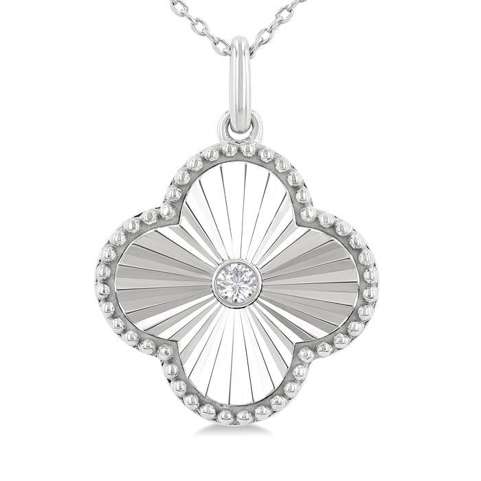 Willow Laurel Clover Fluted Medallion Diamond Fashion Pendant
