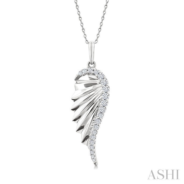 1/5 Ctw Fluted Texture Angel Wing Round Cut Diamond Pirouette Fashion Pendant With Chain in 14K White Gold
