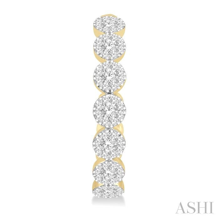 1 1/2 Ctw Round Cut Shine Bright Diamond Hoop Earrings in 14K Yellow and White Gold