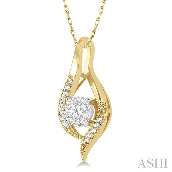 1/5 Ctw Curved Shine Bright Round Cut Diamond Pendant in 14K Yellow and White Gold with chain