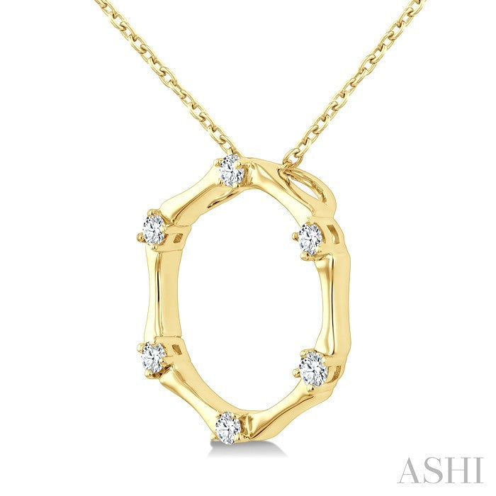 1/10 Ctw Petite Bamboo Shoot Inspired Round Cut Diamond Fashion Pendant With Chain in 10K Yellow Gold