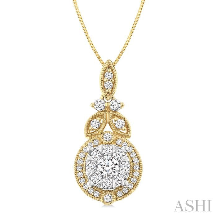 1/2 Ctw Shine Bright Circular Shape Round Cut Diamond Pendant With Chain in 14K Yellow and White Gold