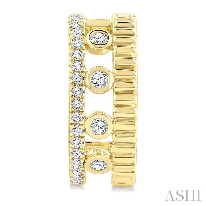 1/5 Ctw Bezel and Prong Set Round Cut Diamond Bold Fluted Fashion Earrings in 10K Yellow Gold