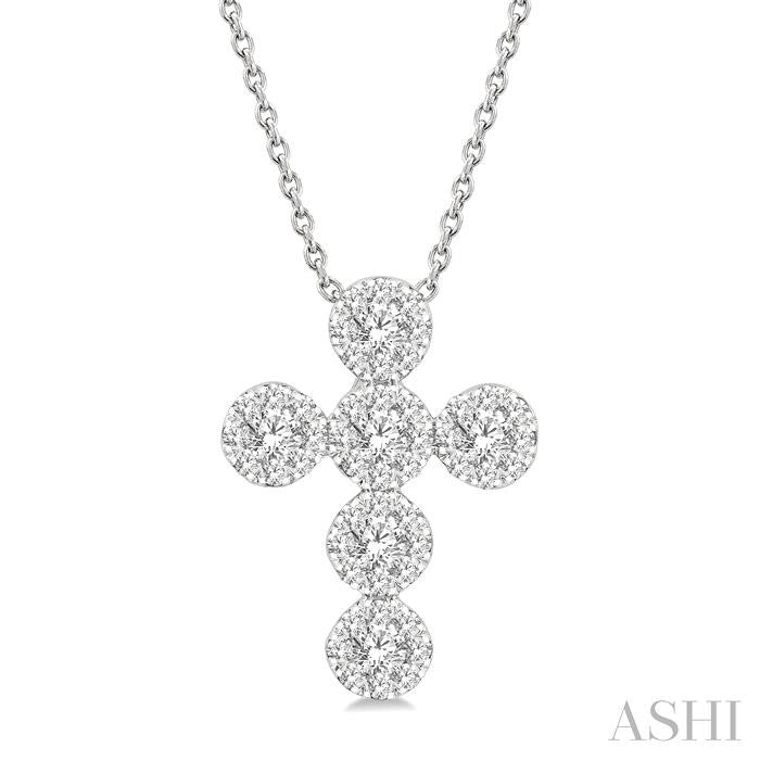 1/2 Ctw Shine Bright Cross Round Cut Diamond Fashion Pendant With Chain in 14K White Gold