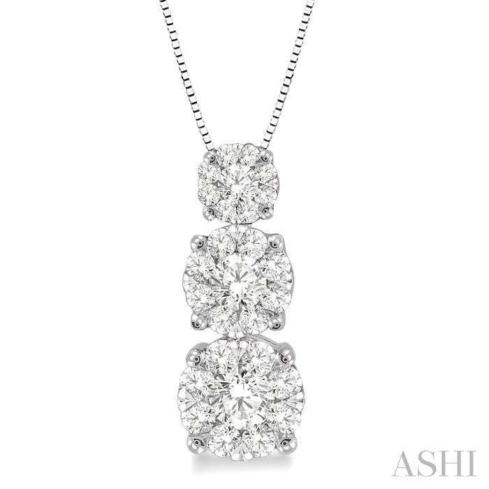 1/2 Ctw Diamond Shine Bright Pendant in 14K White Gold with Chain