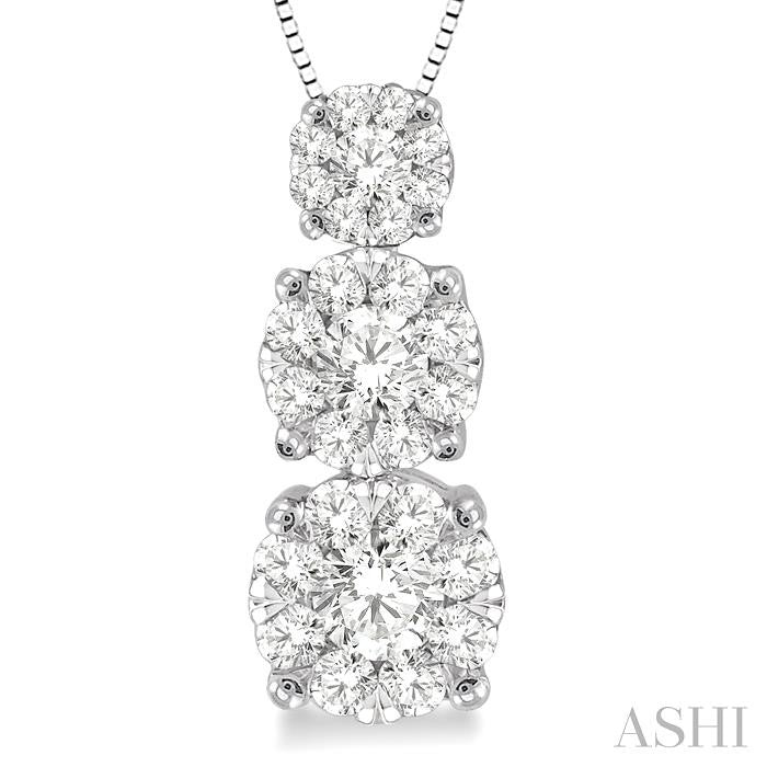 1/2 Ctw Diamond Shine Bright Pendant in 14K White Gold with Chain