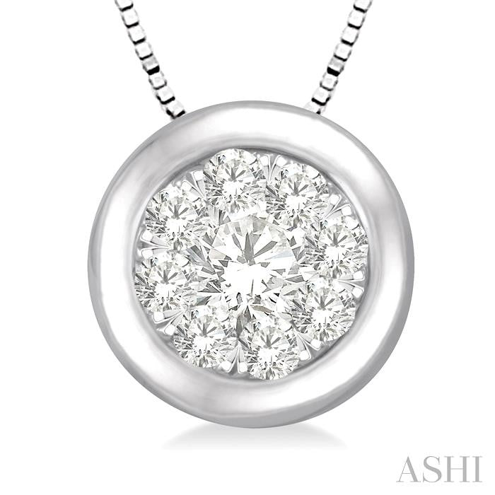 1/3 Ctw Round Cut Diamond Lovebright Pendant With Box Chain in 14K White Gold