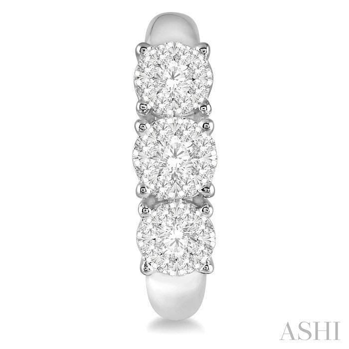1/2 Ctw Shine Bright Round Cut Diamond Earrings in 14K White Gold