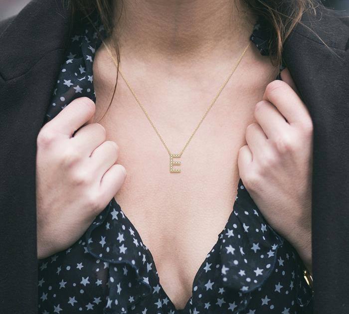1/20 Ctw Initial 'E' Round Cut Diamond Pendant With Chain in 10K Yellow Gold