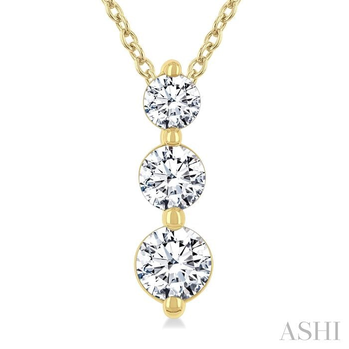 1/2 Ctw Round Cut Diamond Three-Stone Snowman Pendant With Chain in 14K Yellow Gold