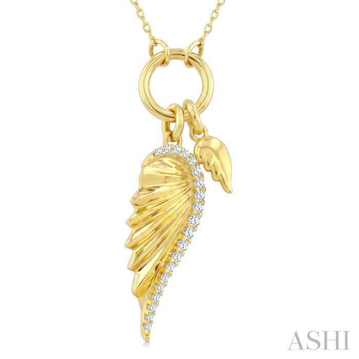 1/10 Ctw Pirouette Angle Wings Charm Fluted Round Cut Diamond Fashion Pendant With Chain in 10K Yellow Gold