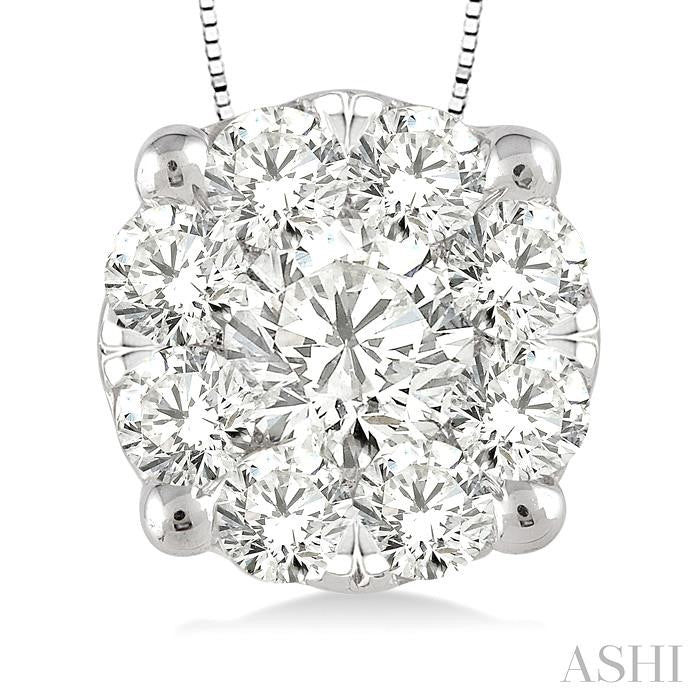 1/2 Ctw Shine Bright Round Cut Diamond Pendant in 14K White Gold with Chain