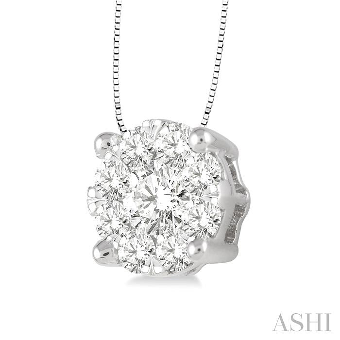 1/2 Ctw Shine Bright Round Cut Diamond Pendant in 14K White Gold with Chain