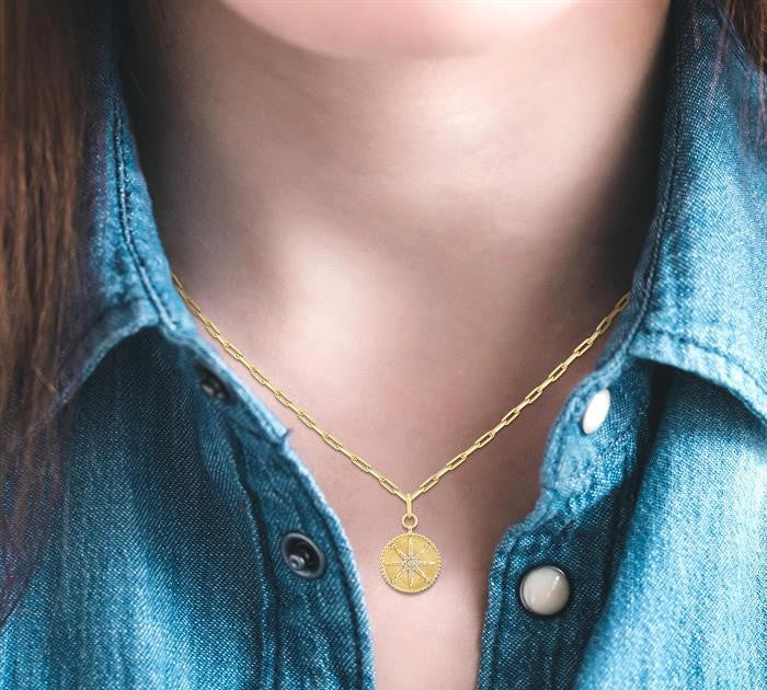 1/4 Ctw Round Cut Diamond Compass Symbol Circle Medallion Fashion Pendant With Paperclip Chain in 14K Yellow Gold