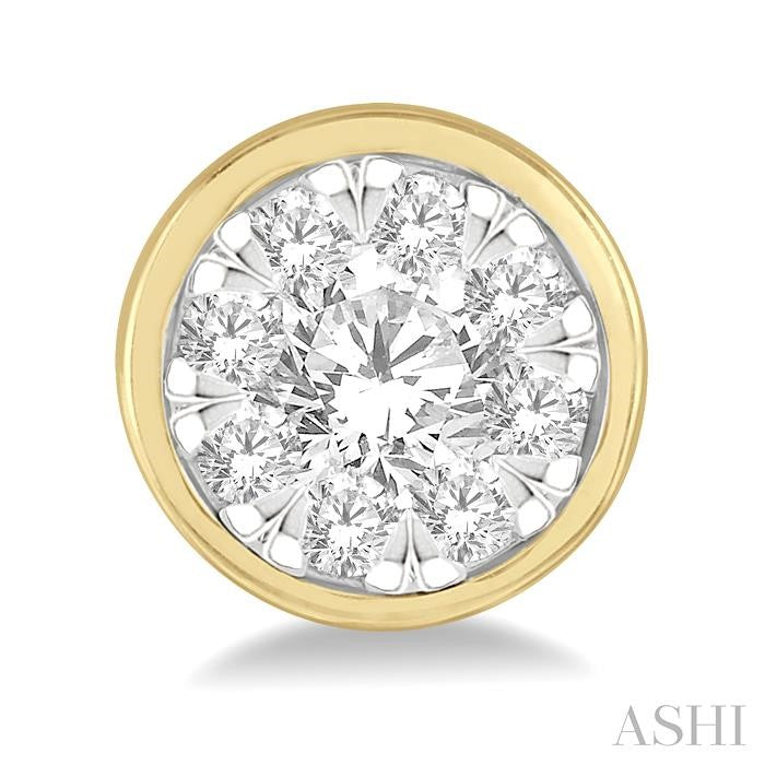 1/2 Ctw Shine Bright Round Cut Diamond Stud Earrings in 14K Yellow and White Gold