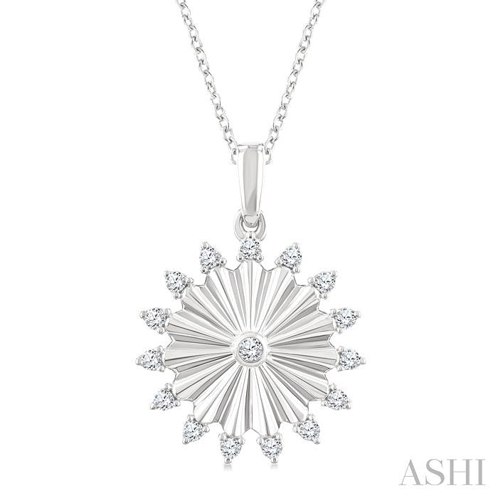 1/5 Ctw Round Cut Diamond Pirouette Circle Fluted Fashion Pendant With Chain in 10K White Gold
