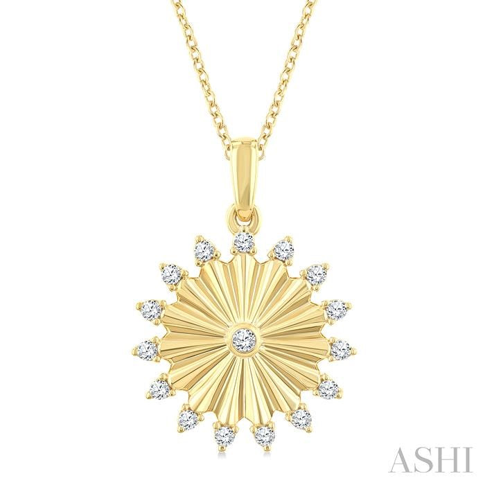 1/5 Ctw Round Cut Diamond Pirouette Circle Fluted Fashion Pendant With Chain in 10K Yellow Gold