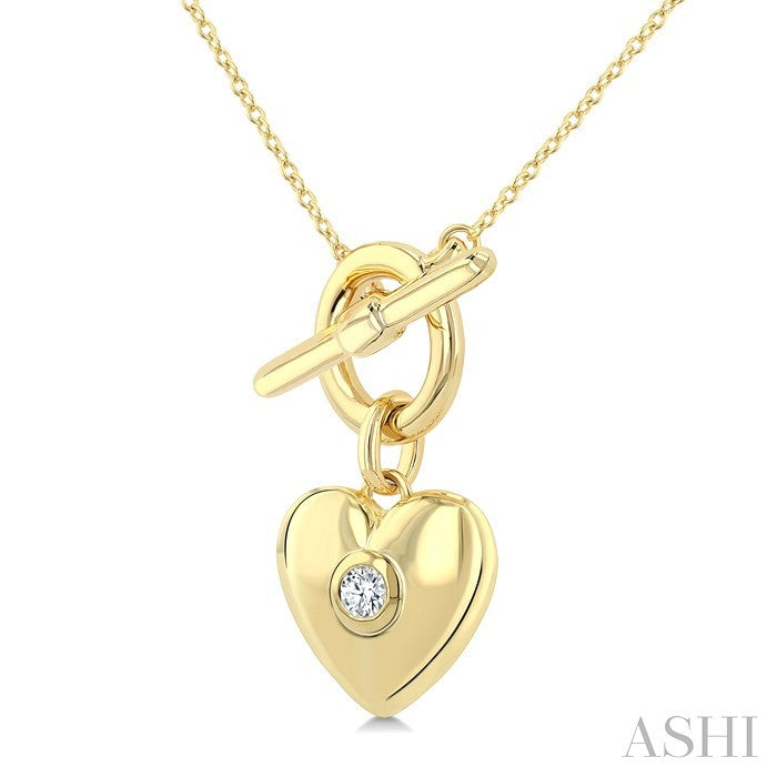 1/50 Ctw Bezel Set Round Cut Diamond Heart Charm Fashion Toggle Necklace in 10K Yellow Gold